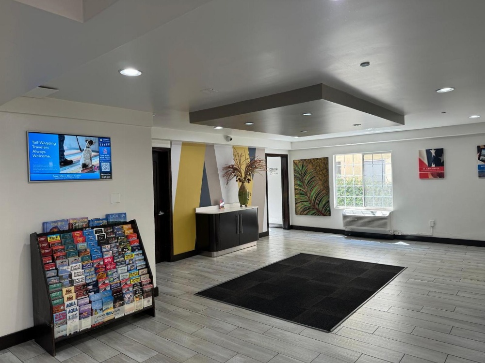 Motel 6 Hollywood
